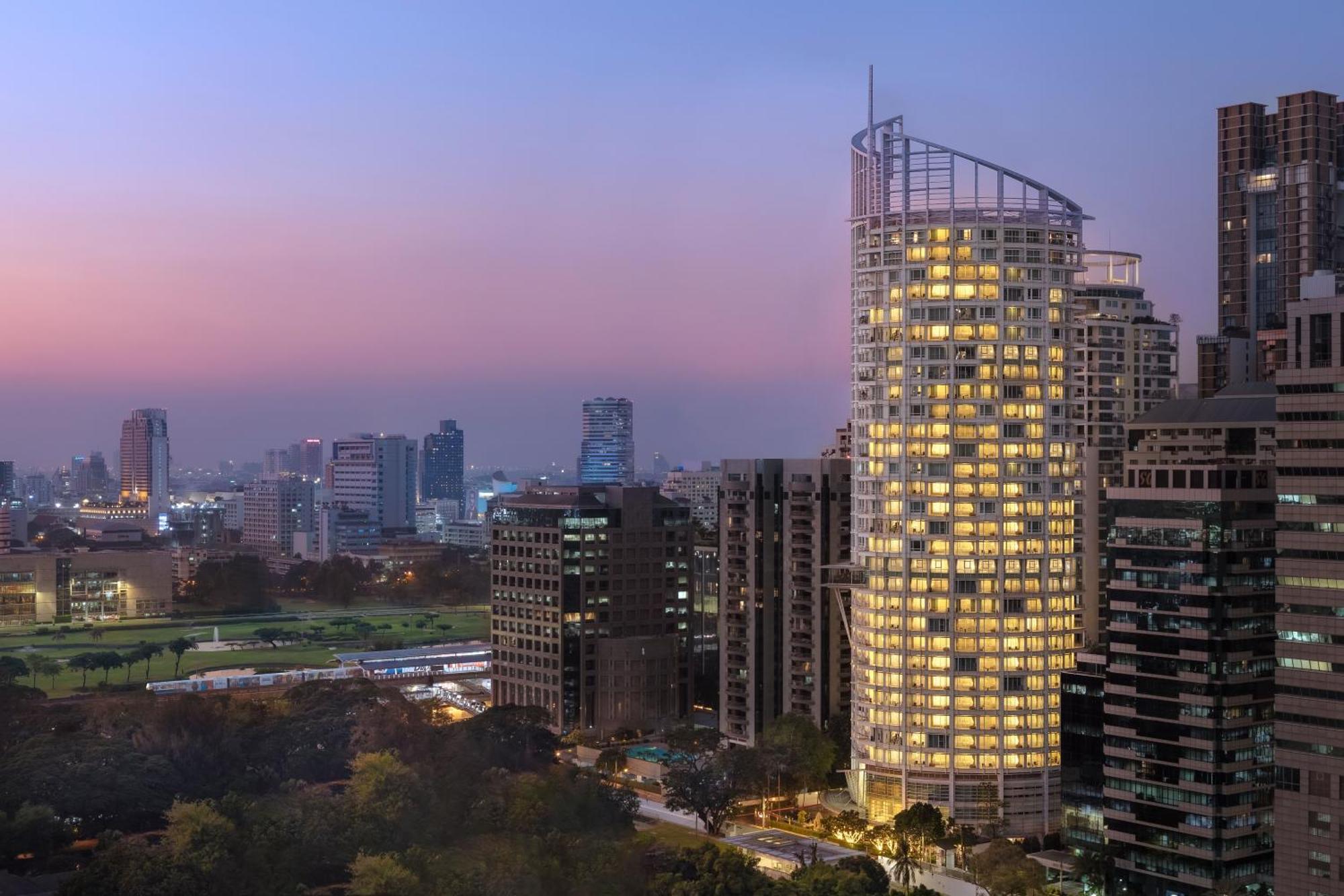 Dusit Suites Hotel Ratchadamri, Бангкок Экстерьер фото Residential buildings in Gurgaon