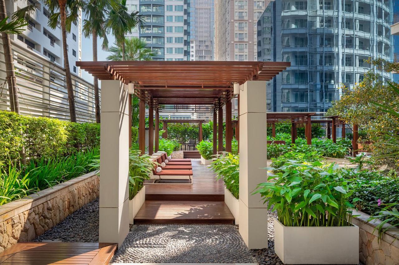 Dusit Suites Hotel Ratchadamri, Бангкок Экстерьер фото The Pergola